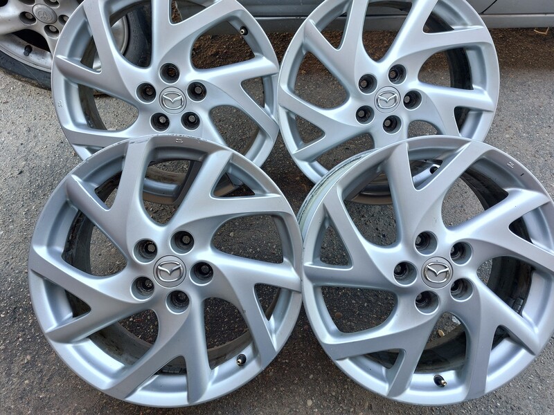 Light alloy R18 rims