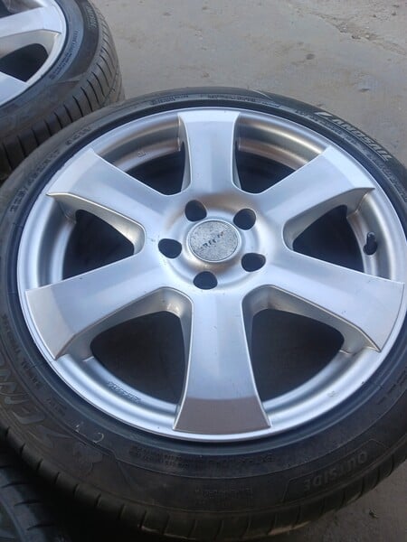 Photo 4 - Autec light alloy R17 rims