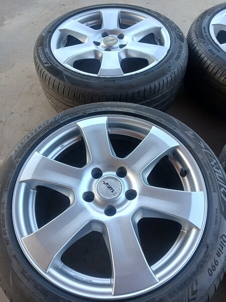 Photo 5 - Autec light alloy R17 rims