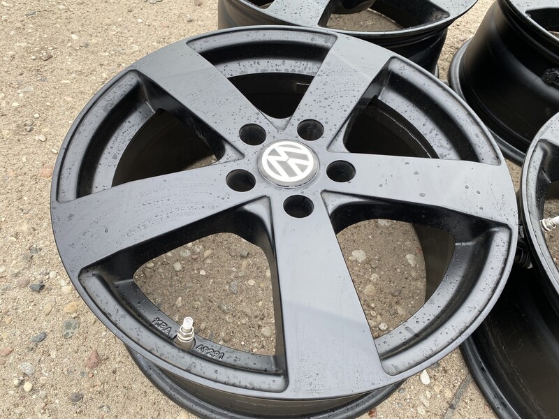 Фотография 2 - Volkswagen R16 литые диски