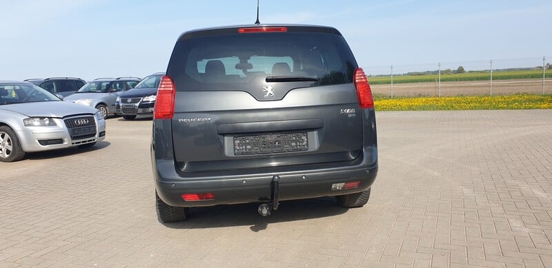 Фотография 8 - Peugeot 5008 2012 г Минивэн