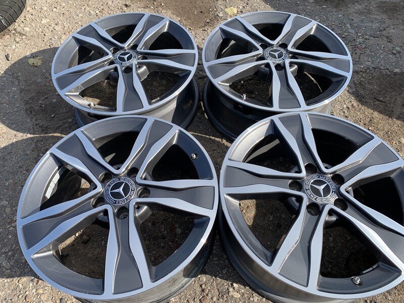 Mercedes-Benz R17 light alloy rims