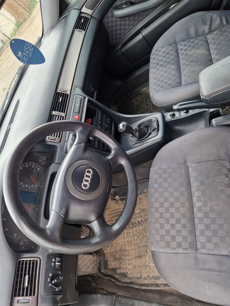 Фотография 10 - Audi A6 C5 2000 г запчясти