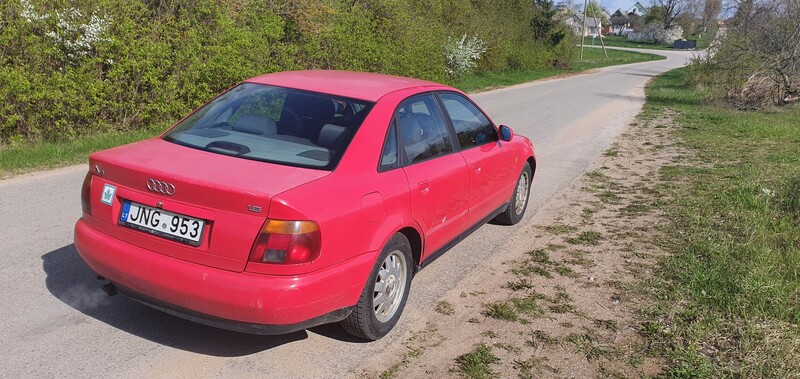 Photo 2 - Audi A4 1998 y Sedan