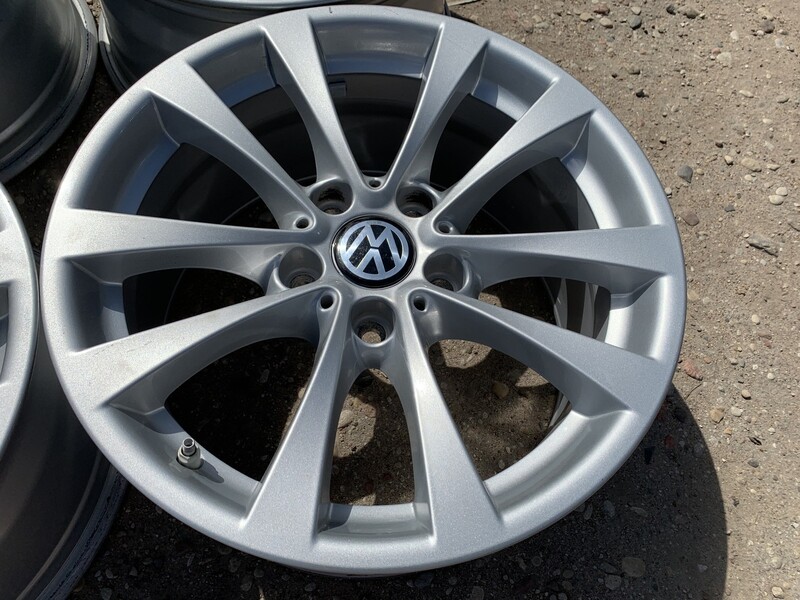 Фотография 2 - Volkswagen Transporter R17 литые диски