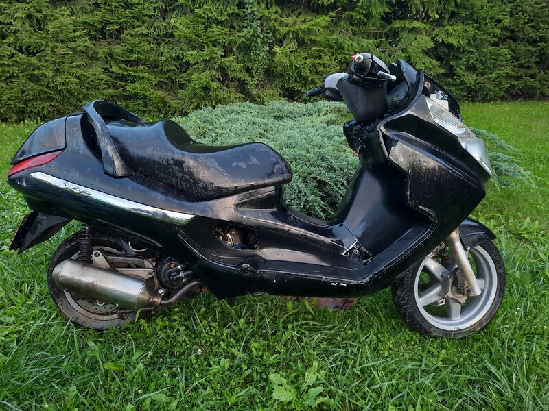 Photo 2 - Suzuki Burgman 2003 y Scooter / moped