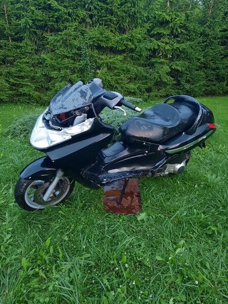 Photo 7 - Suzuki Burgman 2003 y Scooter / moped