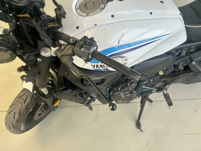 Nuotrauka 9 - Yamaha XSR 2022 m Klasikinis / Streetbike motociklas