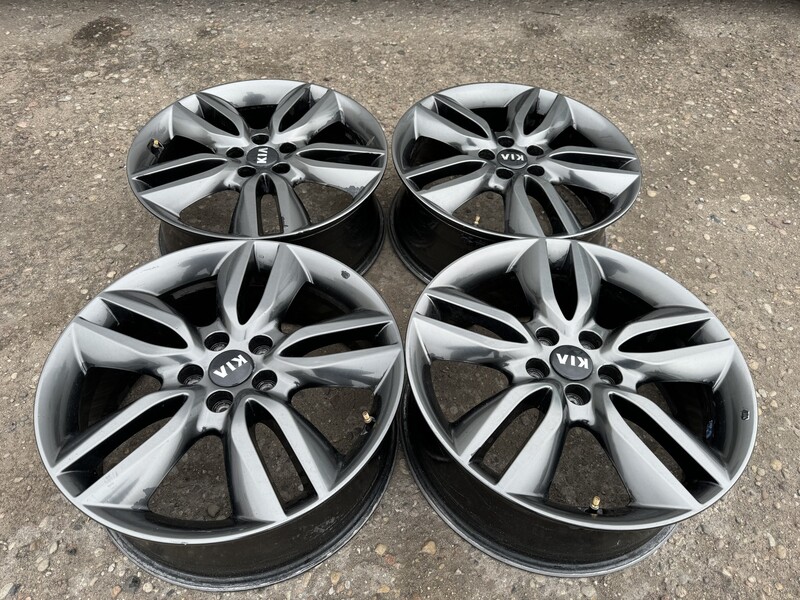 KIA Siunciam, 7,5J ET49 light alloy R19 rims