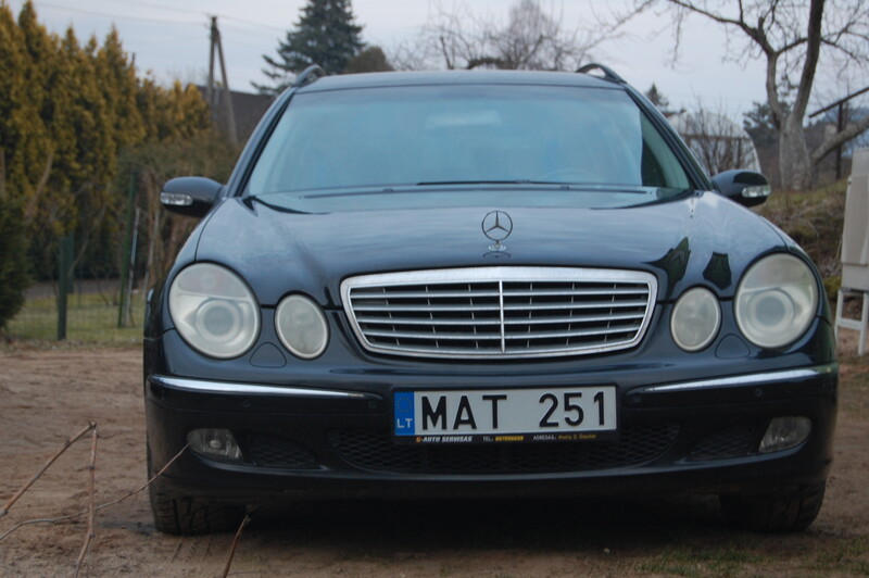 Photo 6 - Mercedes-Benz 211 2003 y Wagon