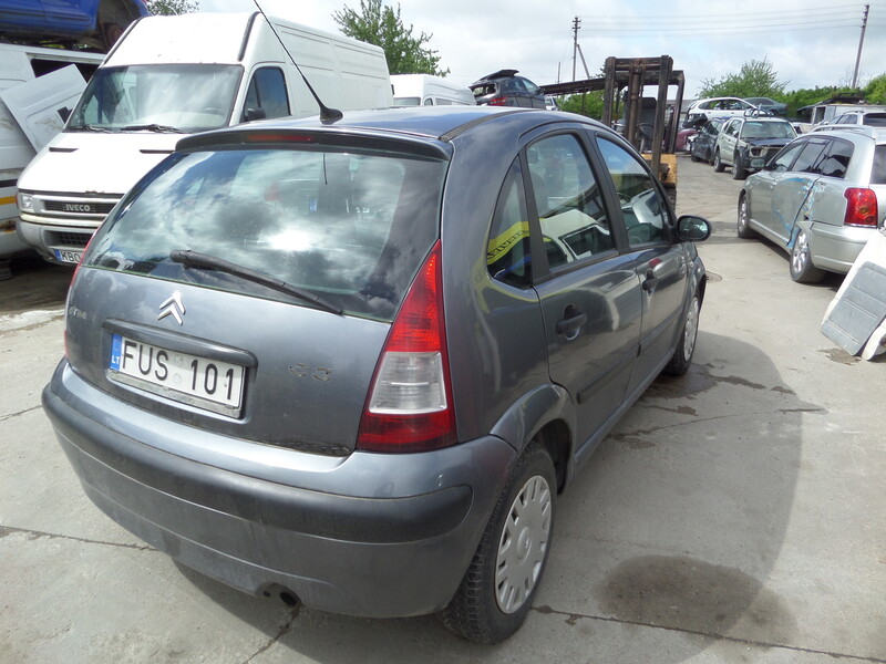 Photo 3 - Citroen C3 2009 y parts