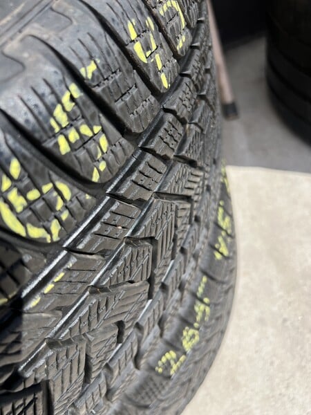 Photo 2 - Pirelli SCORPION R21 universal tyres passanger car