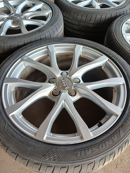 Audi light alloy R18 rims