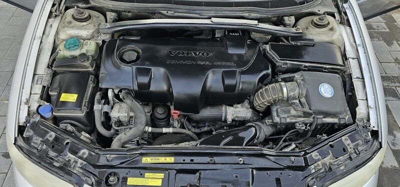 Фотография 15 - Volvo S60 D5 2004 г