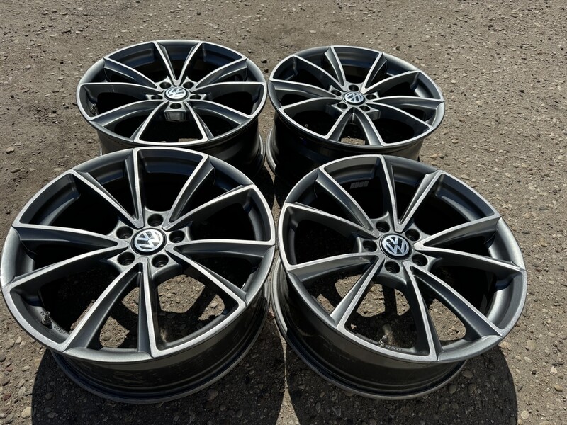 Volkswagen Siunciam, 8J ET45 light alloy R19 rims