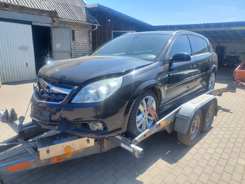 Opel Signum 2006 m dalys