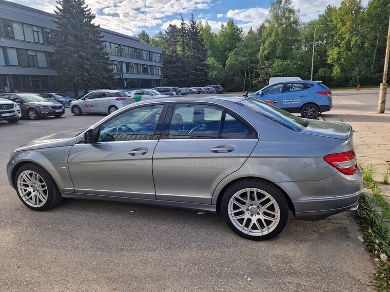 Фотография 9 - Mercedes-Benz C 320 2009 г Седан