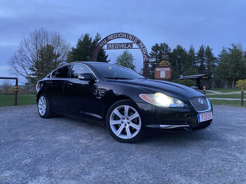 Jaguar XF V6 D Premium Luxury 2009 y