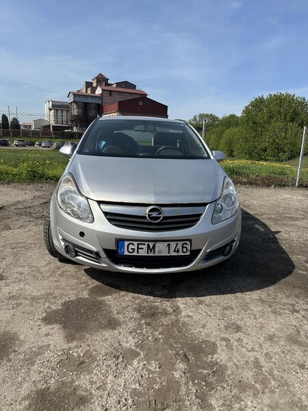 Opel Corsa D 2011 г запчясти