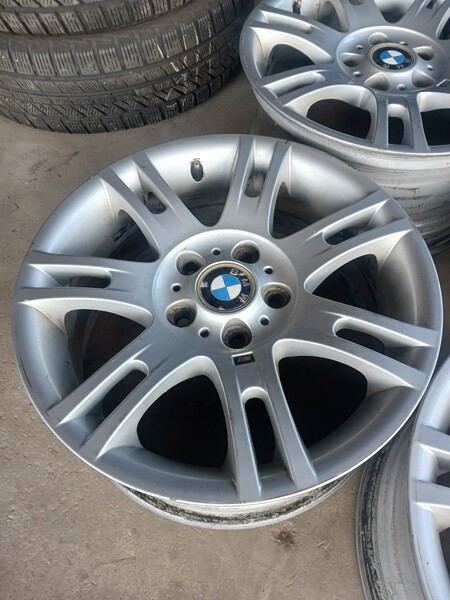 BMW light alloy R17 rims