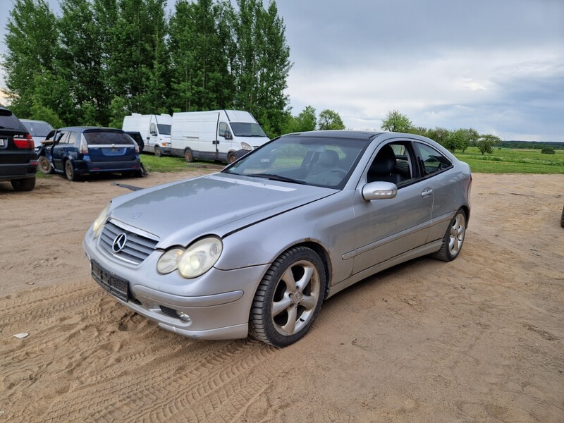 Nuotrauka 1 - Mercedes-Benz C 200 2005 m dalys