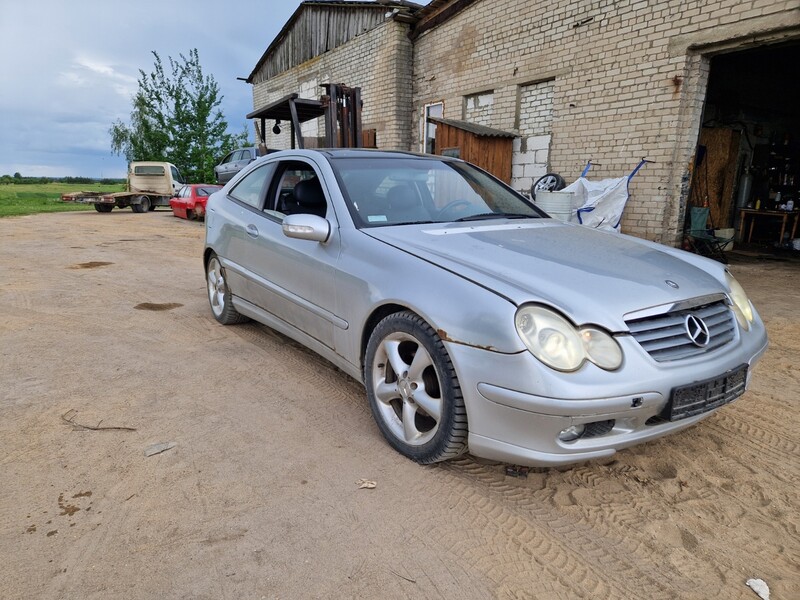 Nuotrauka 3 - Mercedes-Benz C 200 2005 m dalys