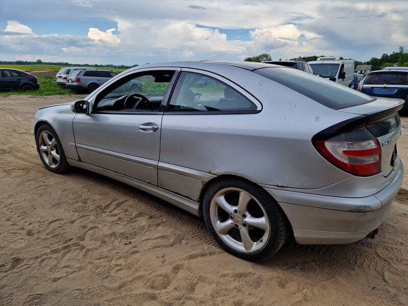 Nuotrauka 6 - Mercedes-Benz C 200 2005 m dalys