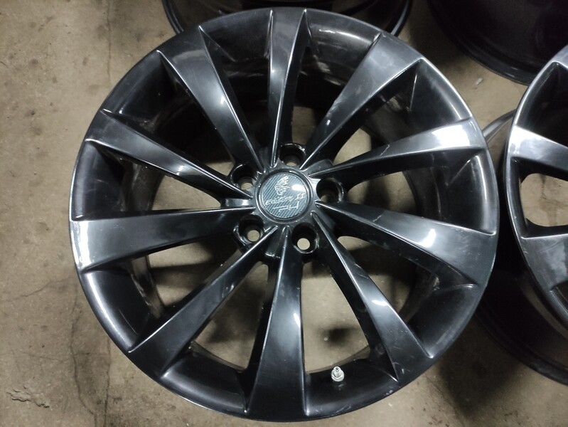 Фотография 3 - Intro Wheels Model S литые R19 диски