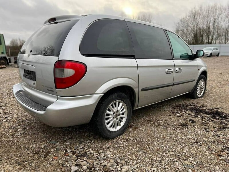 Фотография 3 - Chrysler Voyager 2002 г запчясти