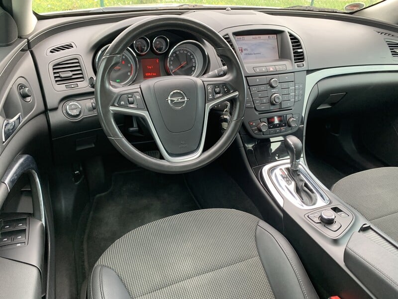 Photo 12 - Opel Insignia CDTI Edition aut 2010 y