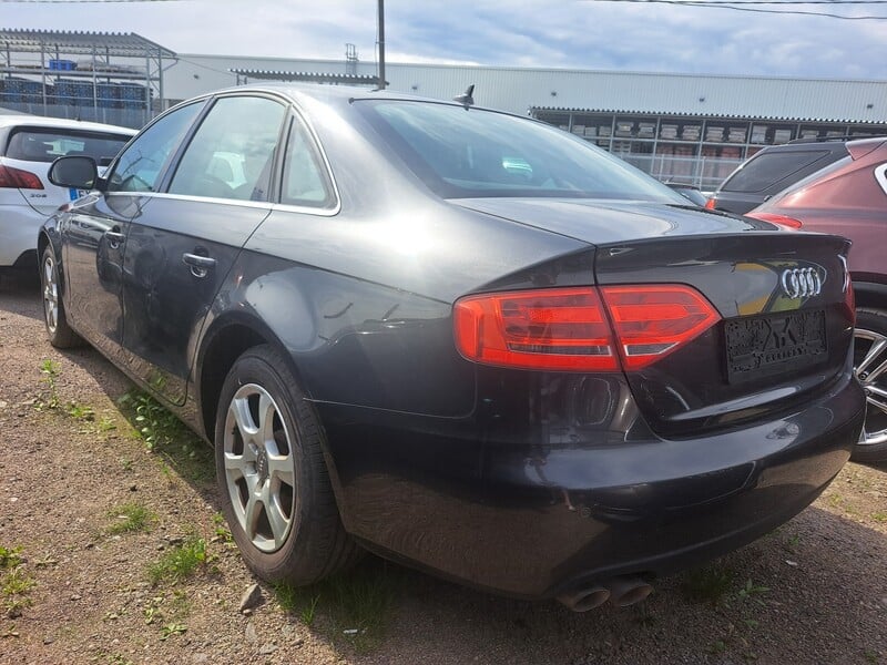 Photo 3 - Audi A4 2009 y Sedan