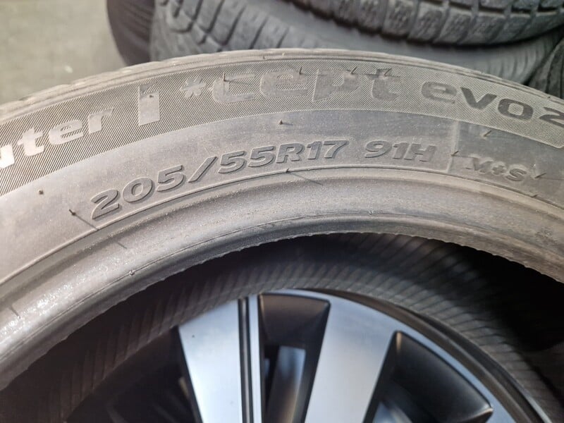 Photo 5 - Hankook 5mm, 2020m R17 universal tyres passanger car