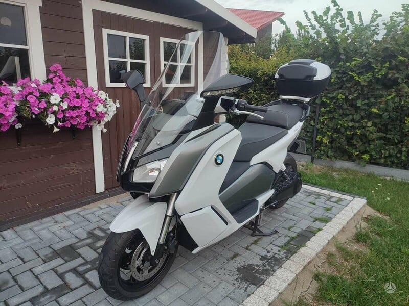 Photo 3 - BMW C1 2016 y Scooter / moped