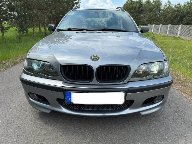 Photo 2 - Bmw 330 E46 2004 y parts