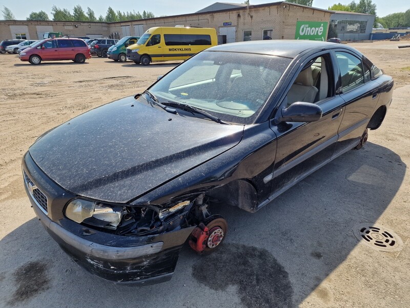 Volvo S60 2003 г запчясти