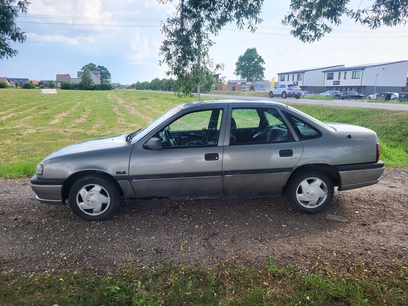 Фотография 5 - Opel Vectra TD GL 1993 г