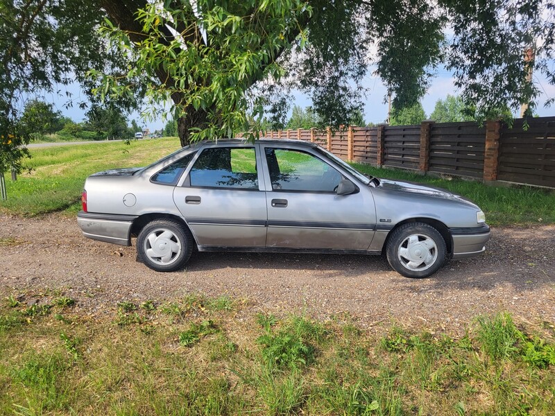 Фотография 6 - Opel Vectra TD GL 1993 г