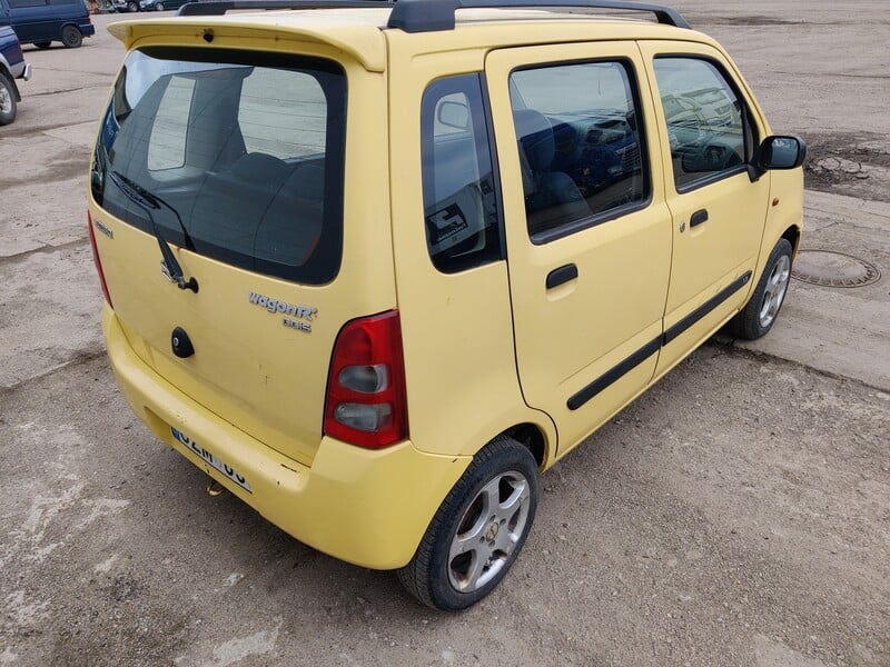 Suzuki Wagon R+ 2004 г Хэтчбек