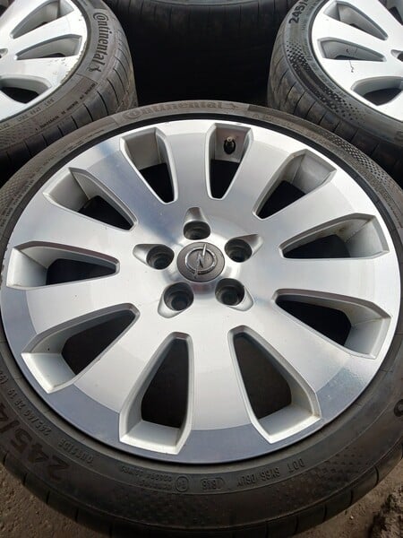 Opel Insignia light alloy R19 rims