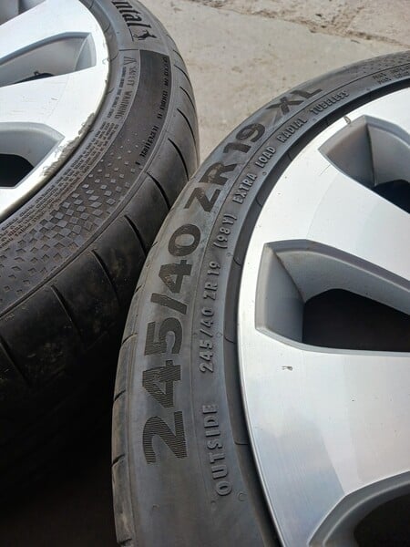 Photo 9 - Opel Insignia light alloy R19 rims