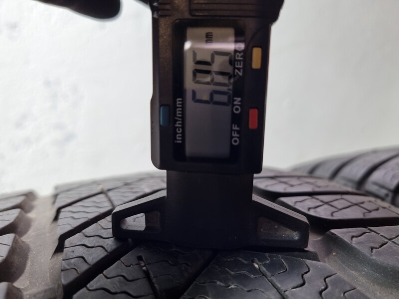 Photo 4 - Pirelli 7mm R18 universal tyres passanger car