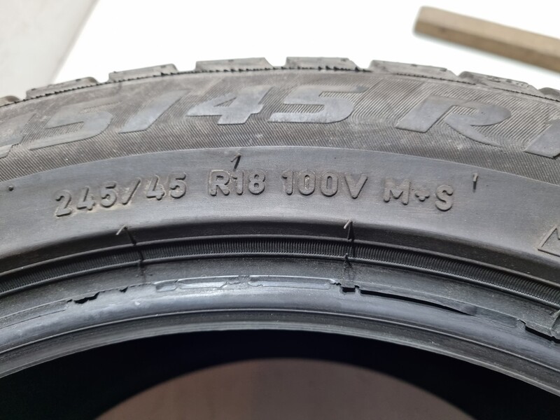 Photo 9 - Pirelli 7mm R18 universal tyres passanger car