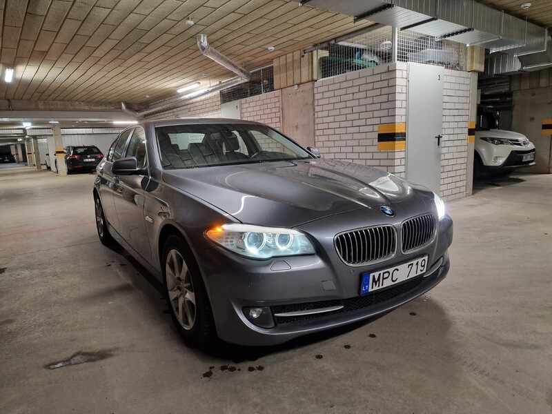 Photo 1 - Bmw 520 2011 y Sedan