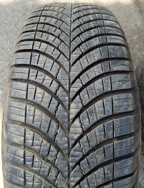 Goodyear R17 winter tyres passanger car