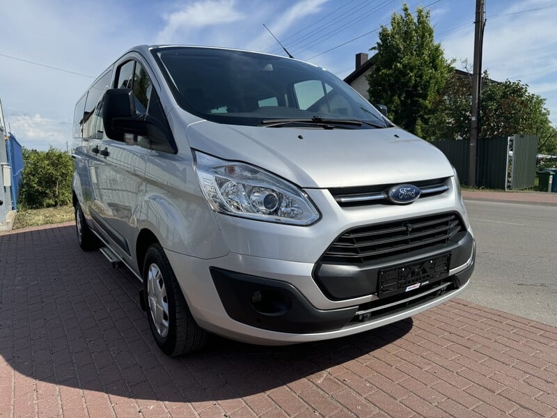 Photo 2 - Ford Transit Custom 2016 y Minibus