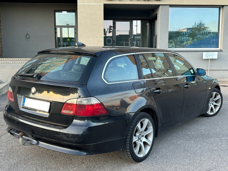 Photo 6 - Bmw 525 E60 d Touring 2004 y