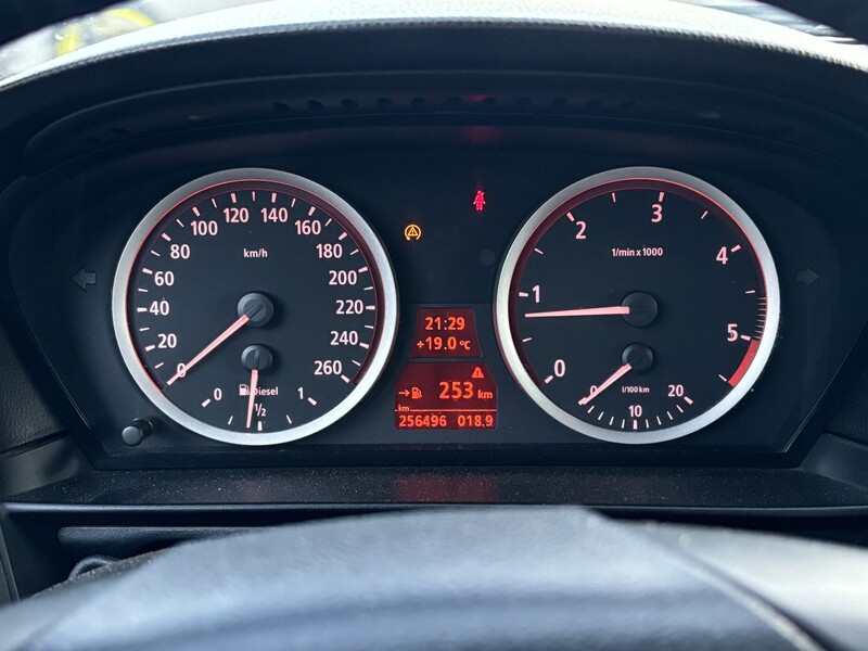 Photo 19 - Bmw 525 E60 d Touring 2004 y