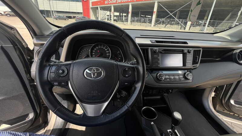 Фотография 3 - Toyota RAV4 2015 г Внедорожник / Кроссовер