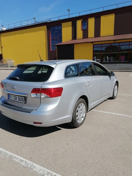 Photo 4 - Toyota Avensis 2012 y Wagon