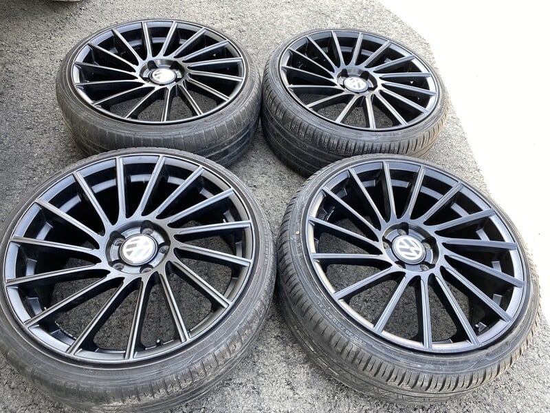 Volkswagen Siunciam, 8,5J ET45 light alloy R19 rims